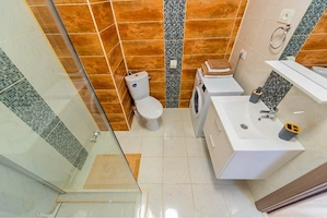 Tomis Nord, 2 camere decomandat, bloc nou termen lung - imagine 3