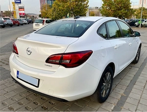 Vând Opel Astra J Sedan 2018 - imagine 2