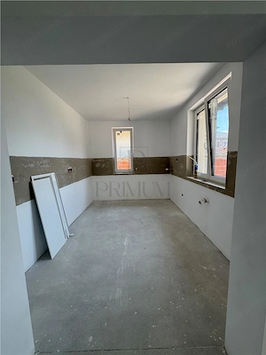 GIROC - DUPLEX PE PARTER - 4 CAMERE - TEREN 300MP - imagine 3
