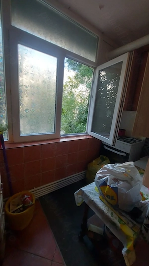 Apartament 2 camere decomandate   CET, zona Școala 40  - imagine 5