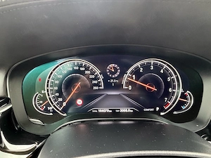 Bmw 530i xDrive 252cp - imagine 17