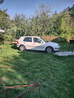 vand Golf 4  pentru piese - imagine 4