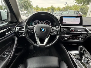 Bmw 530i xDrive 252cp - imagine 15