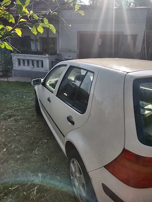 vand Golf 4  pentru piese