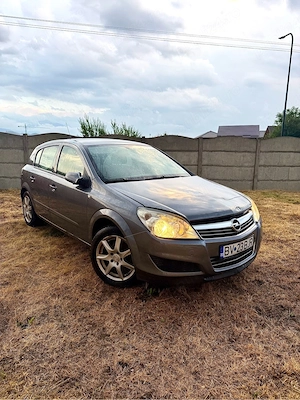 Opel Astra H 1.7 DTCI - imagine 2