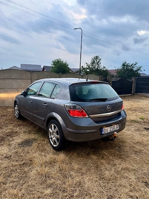 Opel Astra H 1.7 DTCI - imagine 10