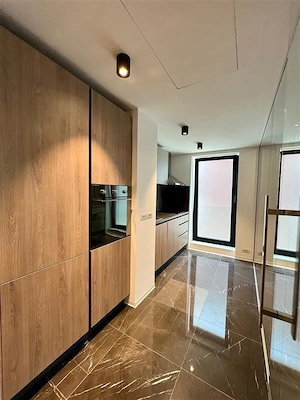 Apartament cu 3 camere de inchiriat  in One Charles De Gaulle - imagine 2