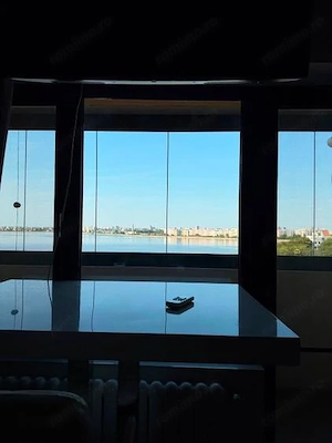 Studio 43 mp cu vedere frontală la Lacul Morii + parcare - imagine 6