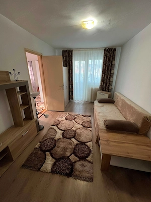 De vanzare apartament 2 camere in zona Sagului