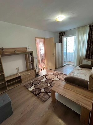 De vanzare apartament 2 camere in zona Sagului - imagine 2