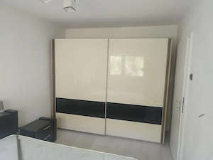 De vânzare apartament cu 3 camere mobilat și utilat
