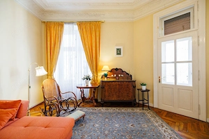 Apartament 3 camere - cladire istorica reabilitata - Ultracentral - Comision 0% - imagine 12