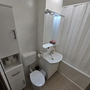 Garsoniera de inchiriat Vitan - 34mp, balcon - imagine 3