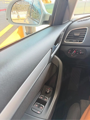 Audi Q3 8U 2.0 TDI din 2018 - imagine 5