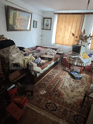 Casă de vanzare, 2 corpuri, 120 mp, teren 454 mp, zona Dumbrăvița - imagine 2