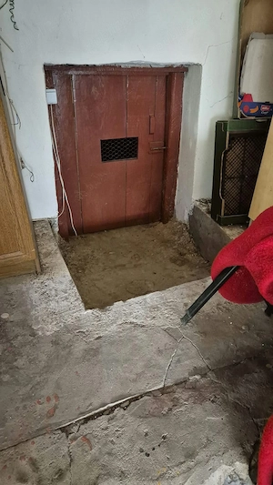 De vânzare   52.000   negociabil casă cu teren de 1.200 mp în goruia, jud. caraș-severin  - imagine 3