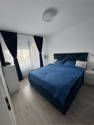 Vand apartament 3 camere - zona Traian( str Dr Gherter) - imagine 3