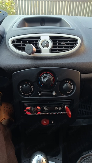  Renault Clio 3 Facelift  - imagine 7
