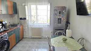 Vand apartament 2 camere in Deva, zona Crinilor, izolat exterior, mobilat - imagine 5
