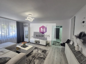 Vand apartament 3 camere Micro 2