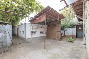 Casă din cărămidă, cu garaj și curte proprie – zona centrală Constanța - imagine 16