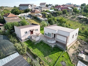 Doua case de vanzare in Carcea | 1.066 mp teren | 0% Comision
