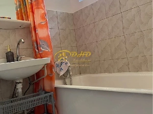 Apartament 2 camere decomandate in zona Podu Ros. - imagine 7