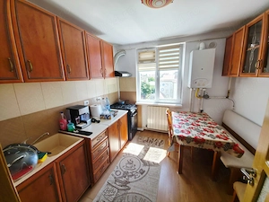 Vand apartament 3 camere - imagine 2