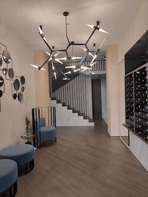 Inchiriez apartament 2 camere,decomandat, pt.doua studente (medicina, universitate), City of Mara, C - imagine 6