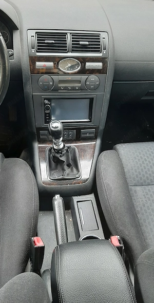 De vânzare Ford Mondeo Ghia diesel TDCi Euro 4 - imagine 6