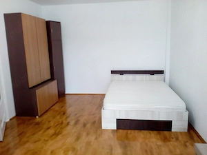 Direct proprietar inchiriez garsoniera fara intermediari 40.5 mp locuibili - imagine 6