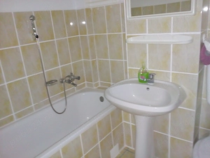 Direct proprietar inchiriez garsoniera fara intermediari 40.5 mp locuibili - imagine 8