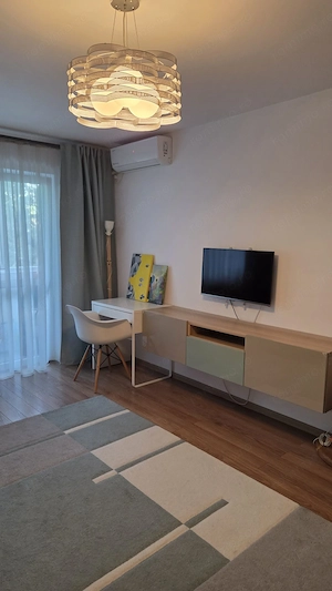 Inchiriez apartament 2 cam- zona Politehnica - imagine 3