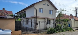 Casa de vanzare in localitatea 2 Mai Constanta 