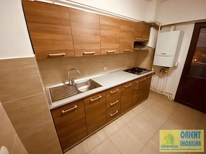 Tomis 2, Spital, 2 camere, gaze, mobilat, etaj 1, inchirieri Constanta - imagine 8