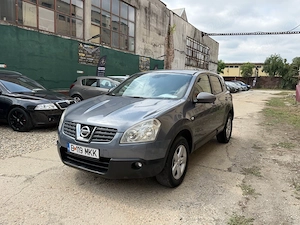 Nissan Qashqai 1.5 dCi 106 CP   239.000 KM   2 Chei   Navi   Climatronic   2009