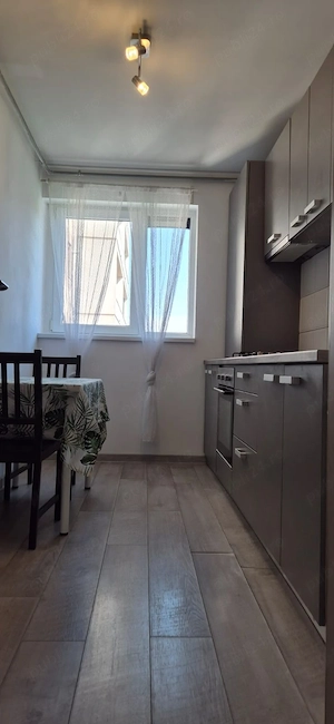 Proprietar inchiriez apart cu 2 camere Aradului - imagine 5