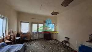 Casă de vânzare aproape de centru – Odobești, Vrancea - imagine 5