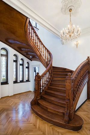 Restaurăm Uși, Ferestre, Mobilier din Lemn, Piane și Pianine