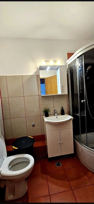 Închiriere 2 Camere Unirii, Decomandat Bloc Reabilitat - imagine 8