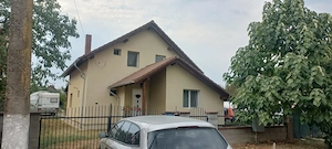 Proprietar vand casa familiala P+M in Giarmata - imagine 9