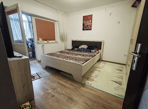 Apartament 3 camere decomandate   Poarta 6, Constanța | Etaj 2 4 | Centrală proprie - imagine 2