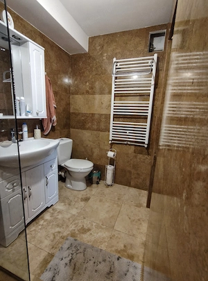 Apartament 3 camere decomandate   Poarta 6, Constanța | Etaj 2 4 | Centrală proprie - imagine 5