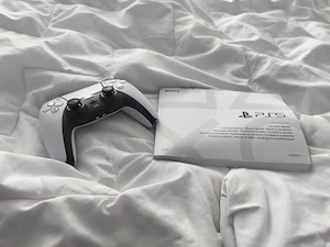 Sony PlayStation 5 Digital Edition,nou la preț convenabil,memorie 825GB
