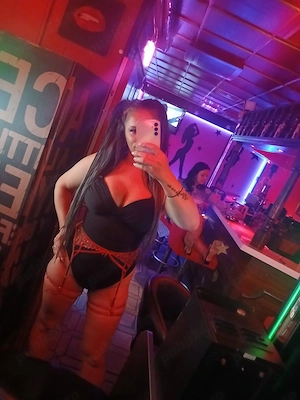 Andreea 27 ani ! Prima zi 