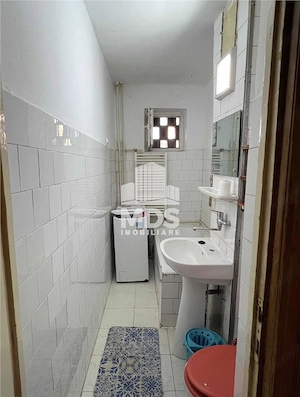 Mobilat si utilat la etajul 1 linga Piata Doina - imagine 2