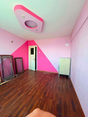 Proprietar   Vând apartament 2 camere, bloc renovat recent (Str. Doinei, vis-a-vis de Gară) - imagine 3