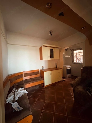 Proprietar   Vând apartament 2 camere, bloc renovat recent (Str. Doinei, vis-a-vis de Gară) - imagine 4