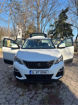 De vanzare Peugeout 3008, Versiune 1.2 PureTech Turbo S&S Allure, 130 CP, caroserie modernă, spațioa - imagine 5