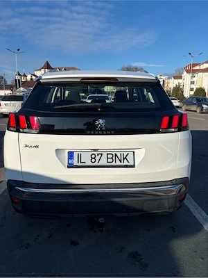 De vanzare Peugeout 3008, Versiune 1.2 PureTech Turbo S&S Allure, 130 CP, caroserie modernă, spațioa - imagine 3